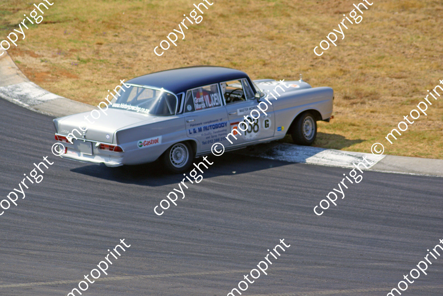SL G Viljoen Merc 230 1