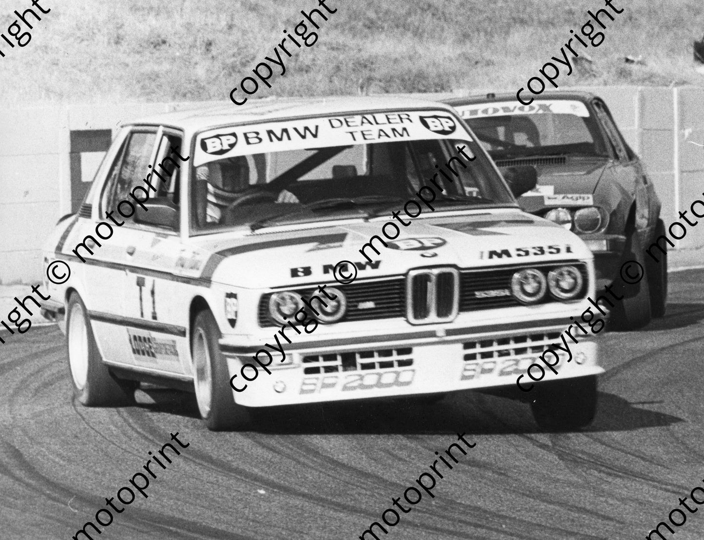 SL Gp 1 1982 Kyalami Viana BMW, Bianco Alfa GTV6 1012