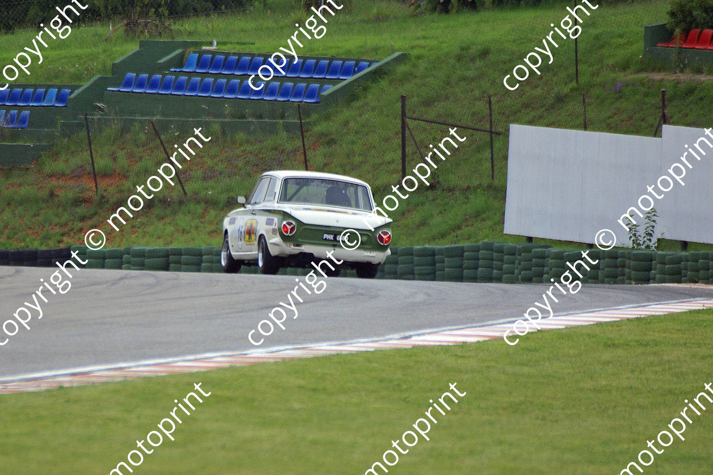 SL Law Cortina 16 DSC03404 race ed cropped