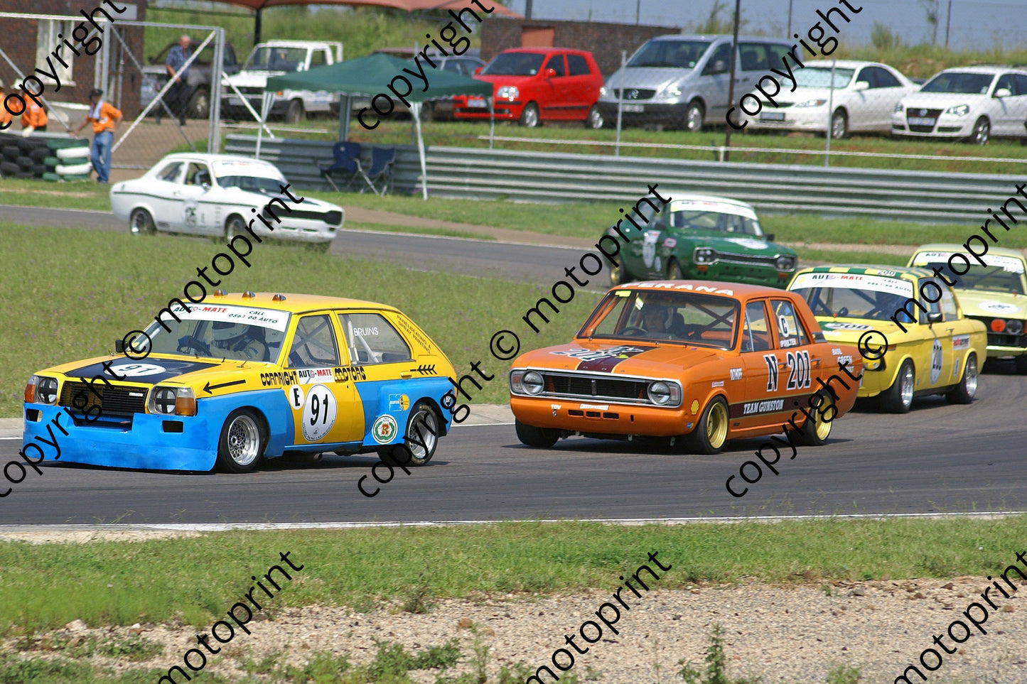 SL Mazda 323 Bruins, Cortina Perana Poulter DSC02244