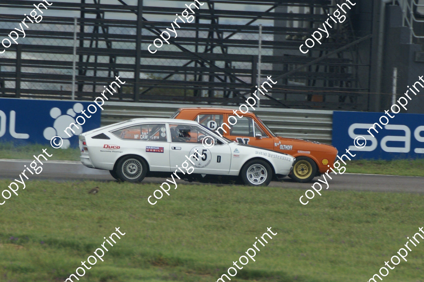 SL McCaw Alfa, Poulter Cortina 30-1 DSC05533