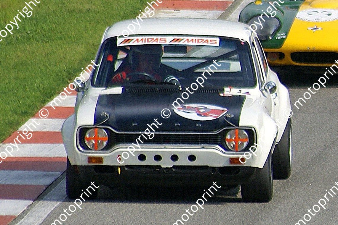SL Phillips Escort 69 cropped race DSC03663