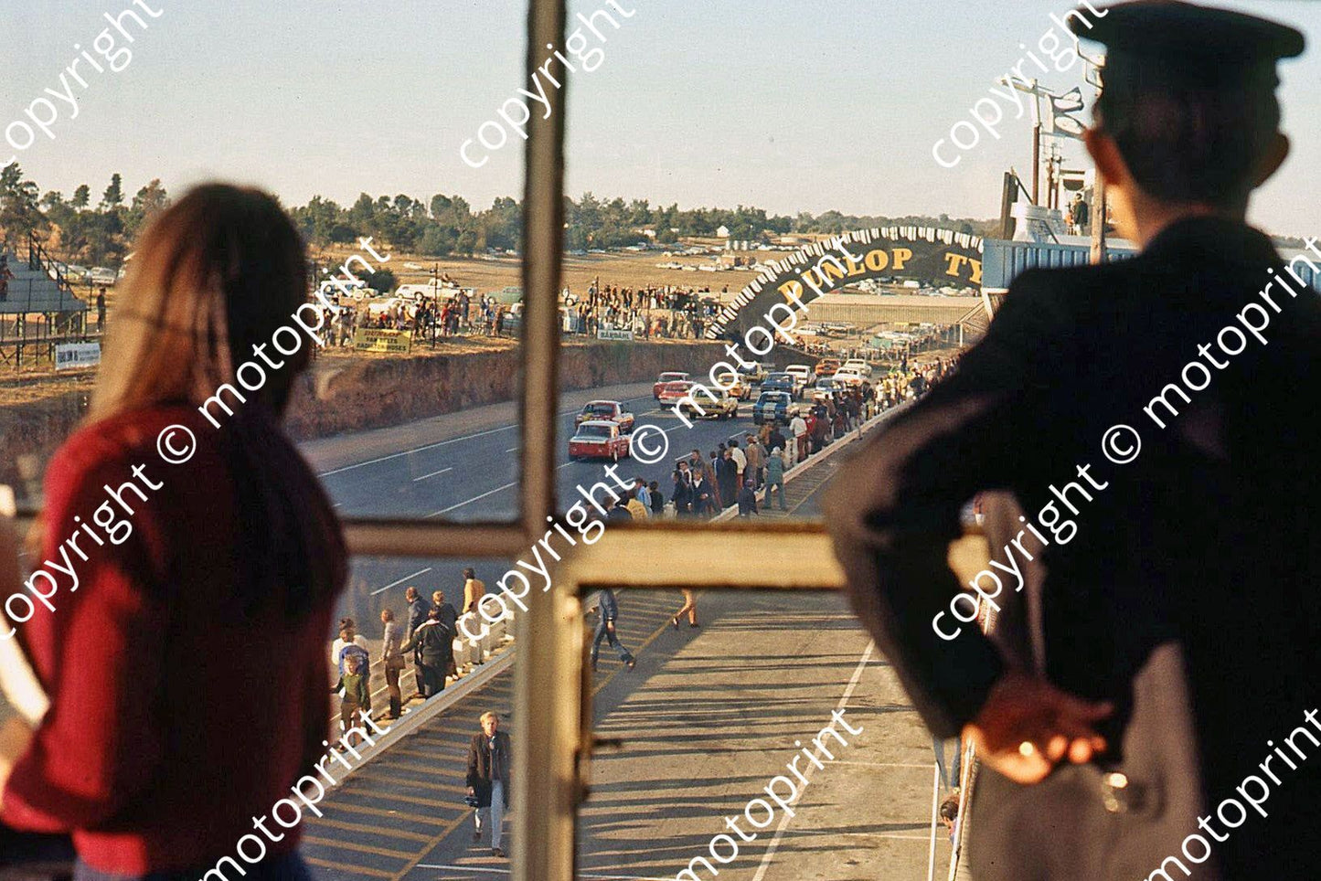 SL Saloon start_ departure of 5.15 train to Crowthorne