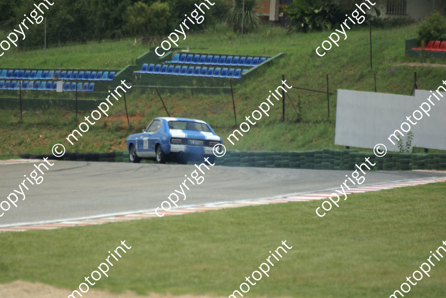 SL Taylor Capri 70 DSC03256 practice
