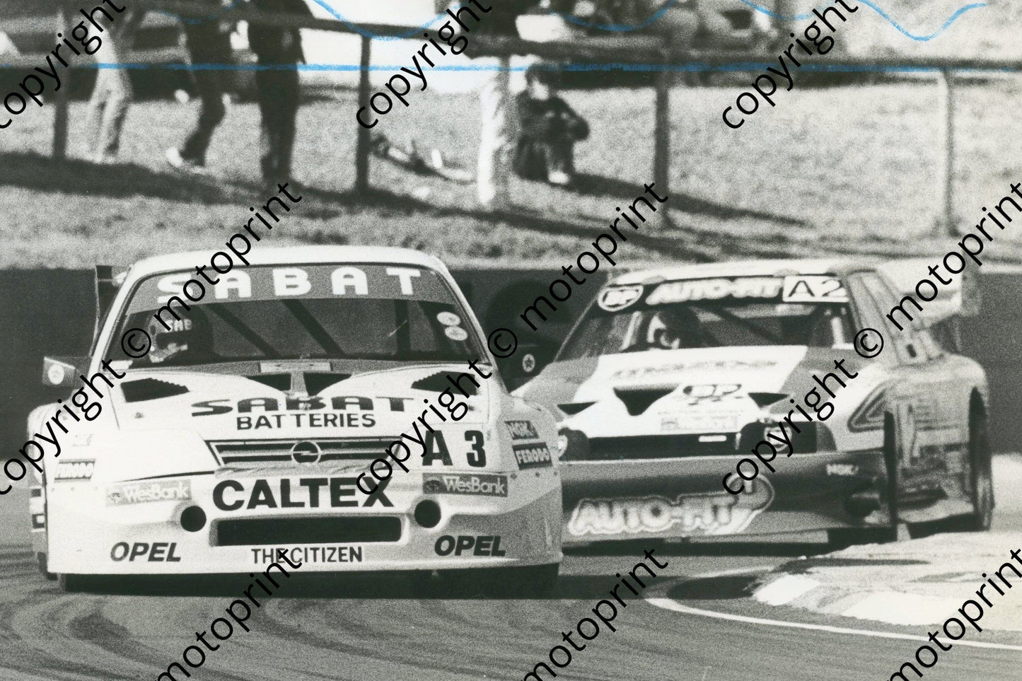 SL Wesbank mod 1990 Kyalami Hepburn Opel Record; Morgenrood Mazda 323 049