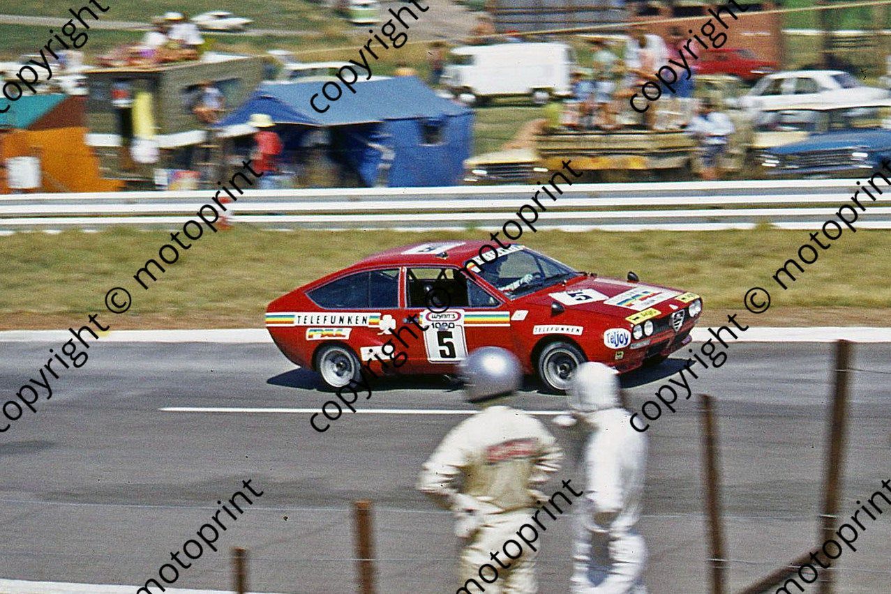 SL (thanks to Stuart Falconer) 1975 Wynns 1000 Alfa Telefunken Merzario Dini cropped