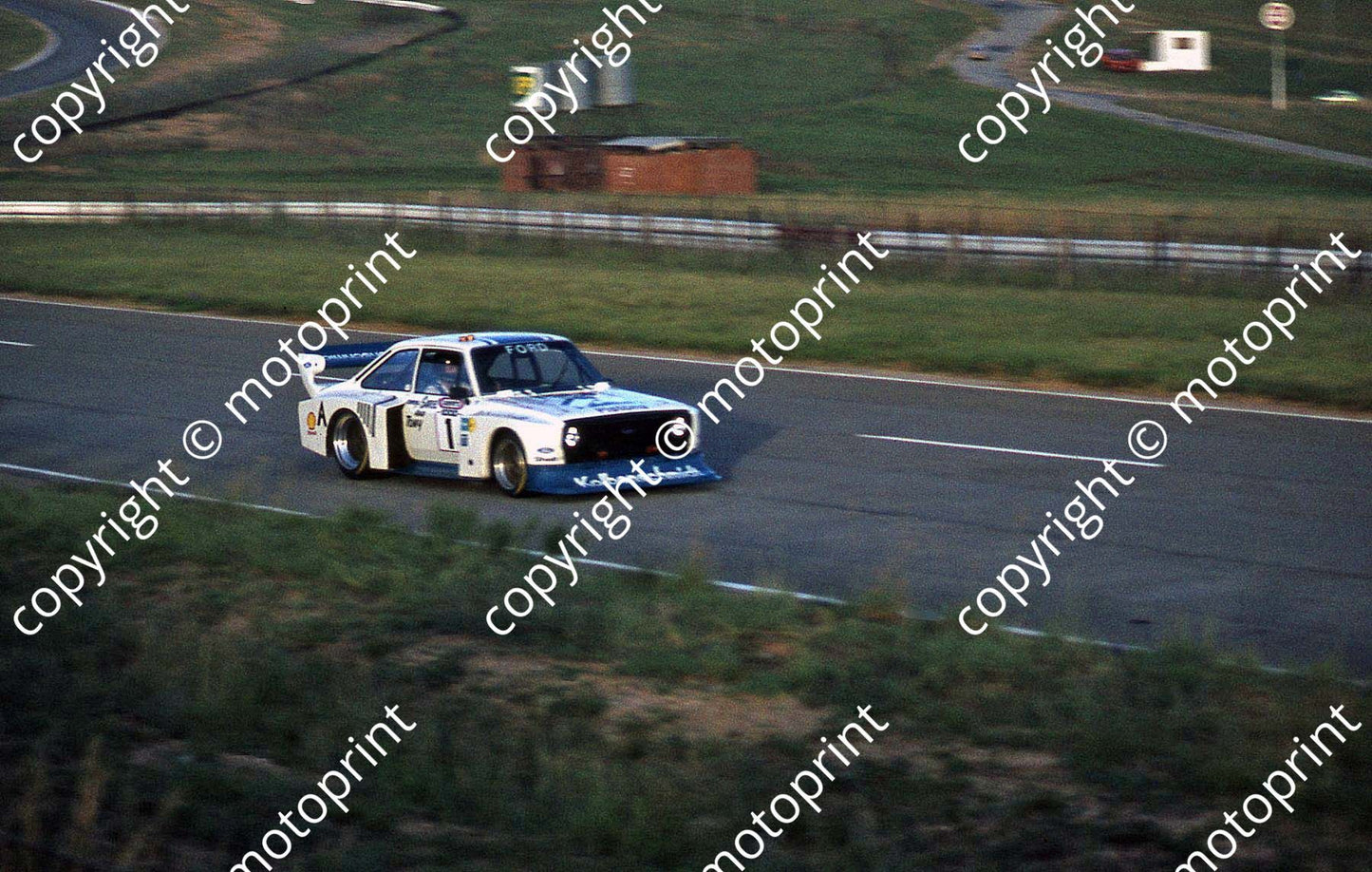 SL (thanks to Stuart Falconer) a 690 1979 Wynns 1000 S VD Merwe Escort