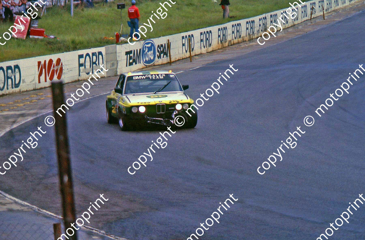 SL (thanks to Stuart Falconer)a 921 1983 Castrol 1000 BMW 535i crash damage Viana Moni