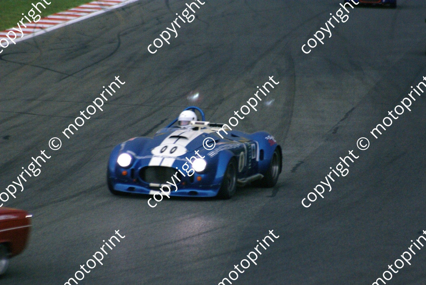 SP 00 Martin D1000503