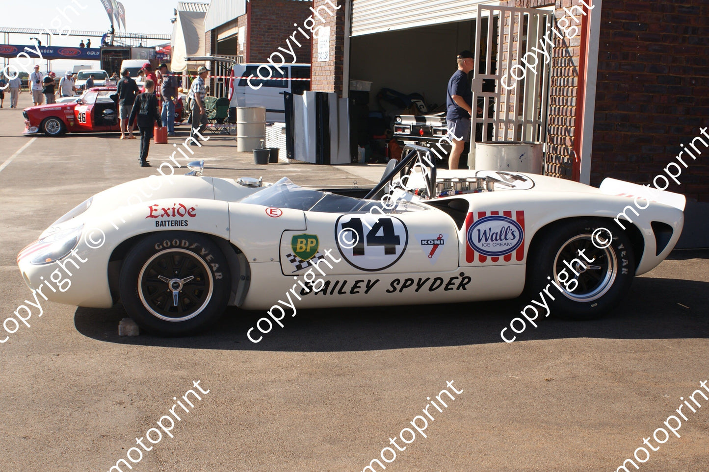 SP 14 Lola Serrurier replica (14)