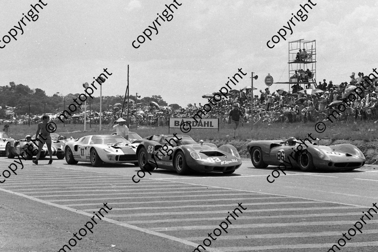 SP 1967 SA GP support race 83 Bob Olthoff McLaren, 86 Doug Serrurier Lola_ 87 David Hobbs GT40, Sutcliffe Ford P40 alongside, 62 Elva Porsche J Pretorius (courtesy Ken Stewart)