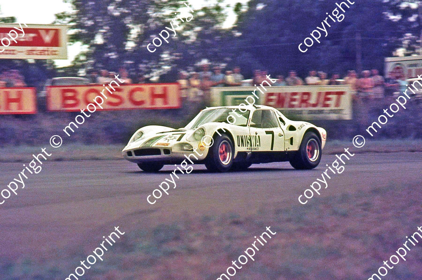 SP 1970 (thanks Colin Camp) 3 hr D Joubert P Gough Chevron B8 BMW