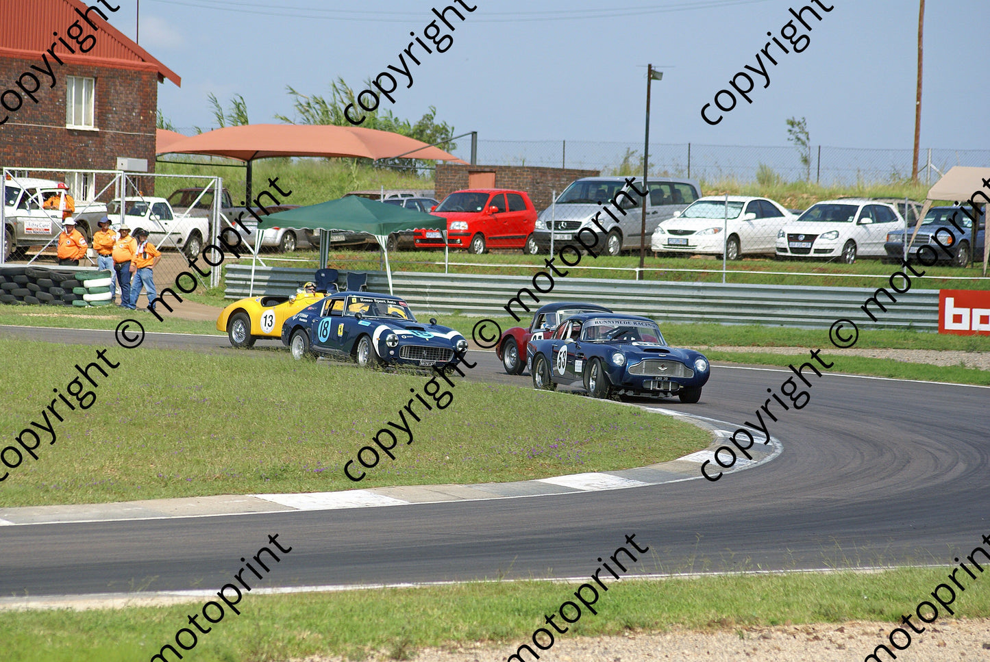 SP Aston Martin DB4 M Brewer, Ferrari 250GT Cavalieri DSC02220