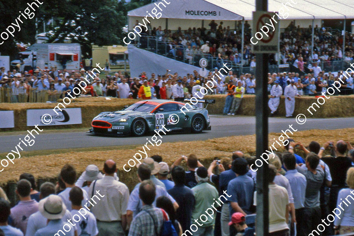 SP Aston Martin DBR9 Darren Turner 3