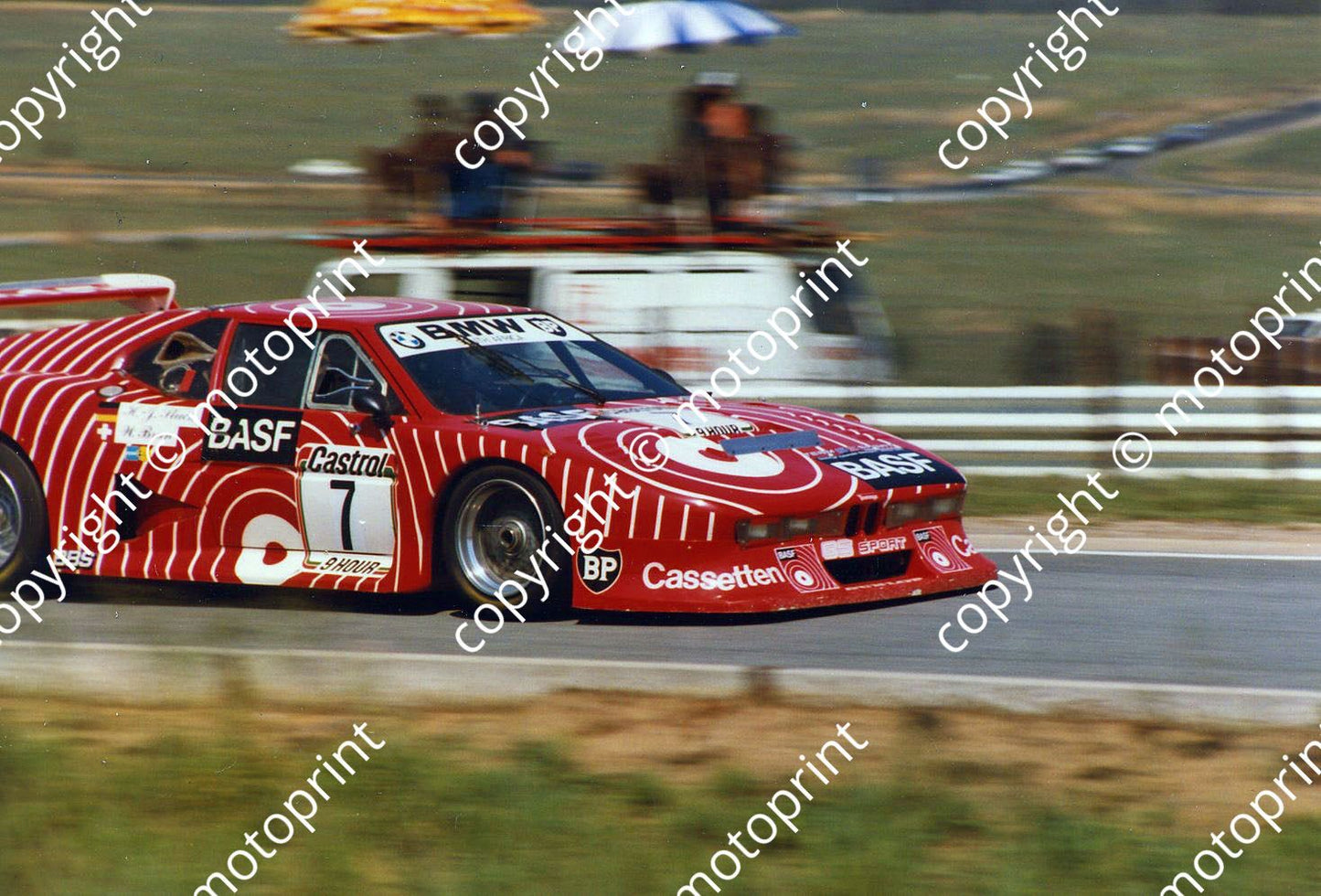 SP BMW M1 Brun Stuck