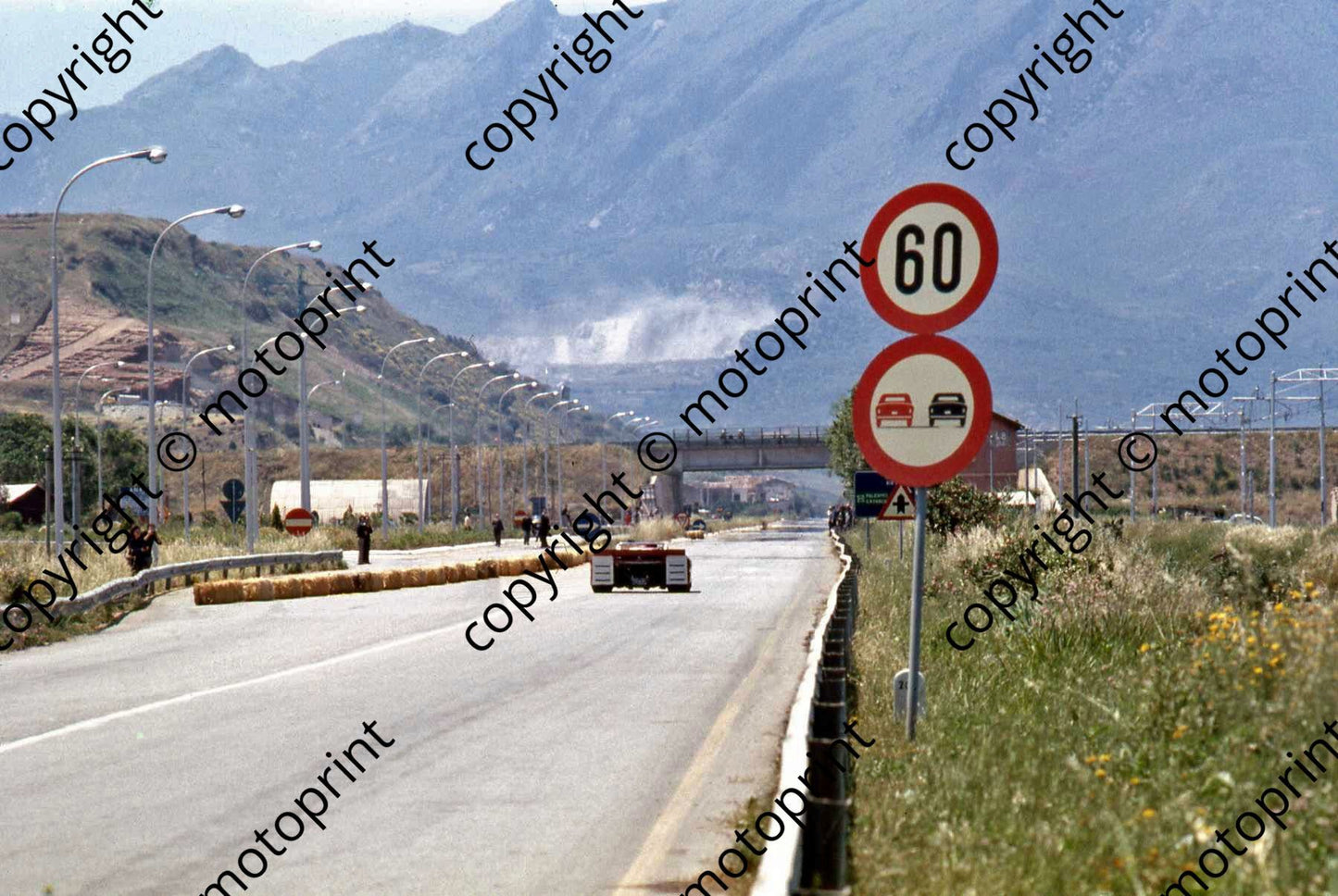SP De Adamich Hezemans Alfa 33TT3 ignores speed signs