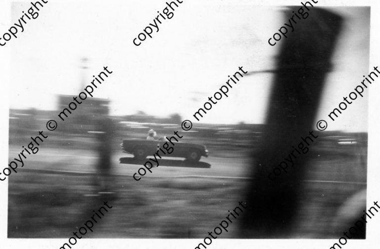 SP Ernie Retief Dart Climax 2 hr production car race Killarney 7 Nov 59 check