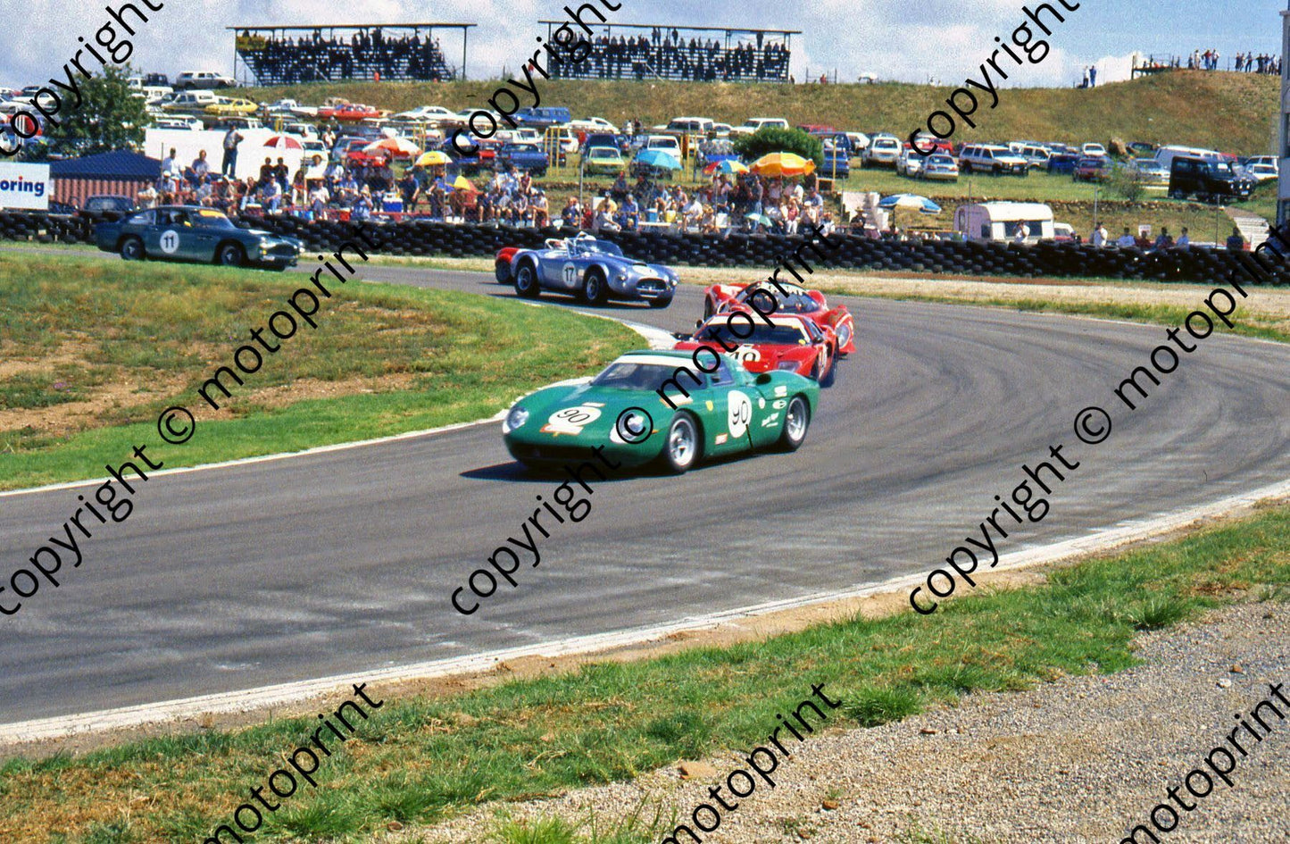 SP Ferrari 250LM 90 David Piper, GT40 40 CHris Chiles, Cobra, DB4 11 Martin Brewer