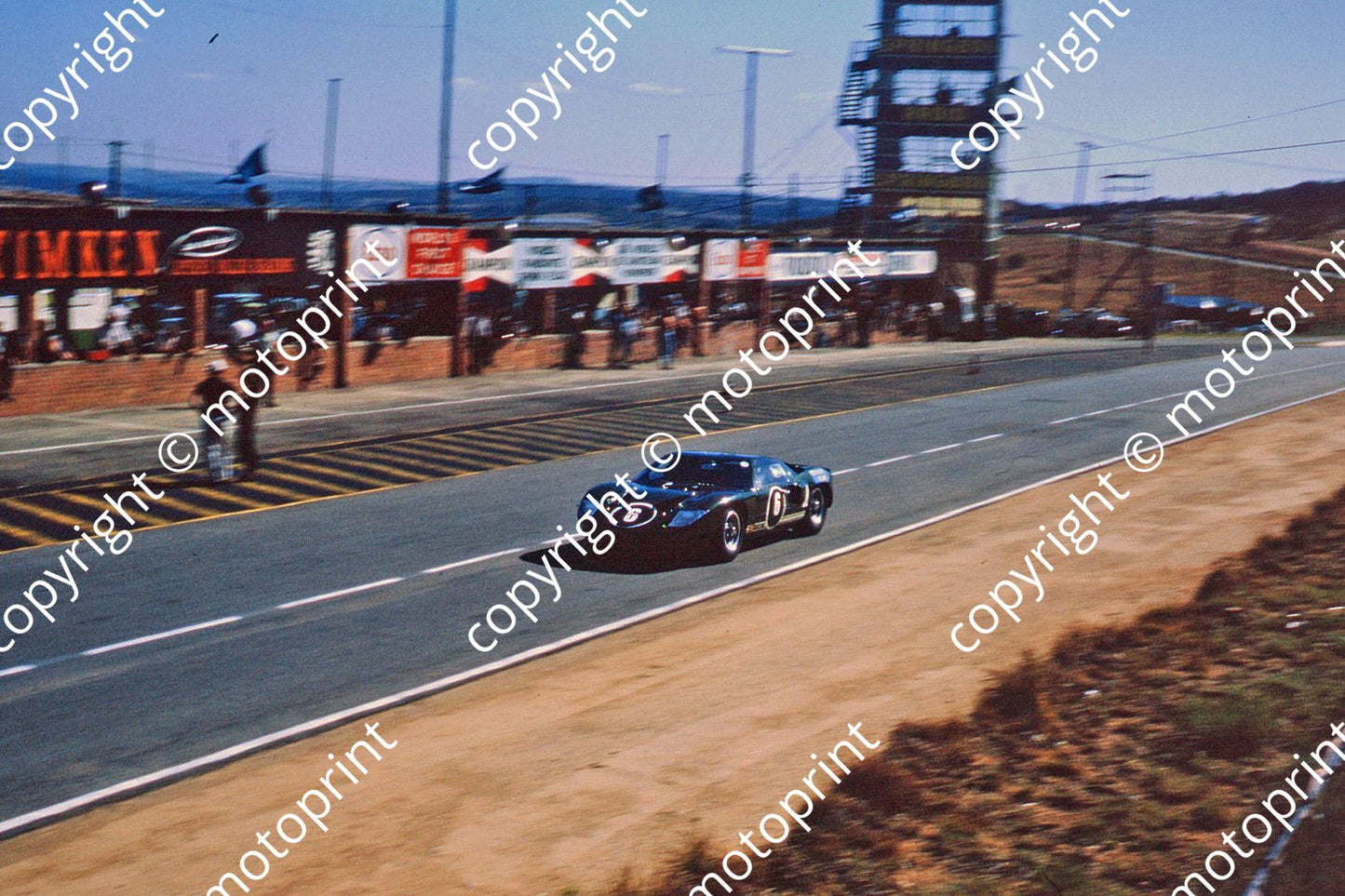 SP Ford GT Sutcliffe on straight redone