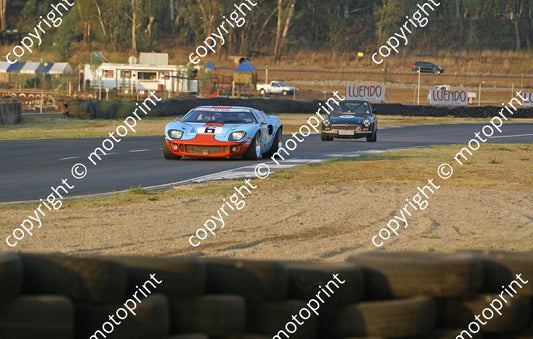 SP GT40 MGB GT dusk straight