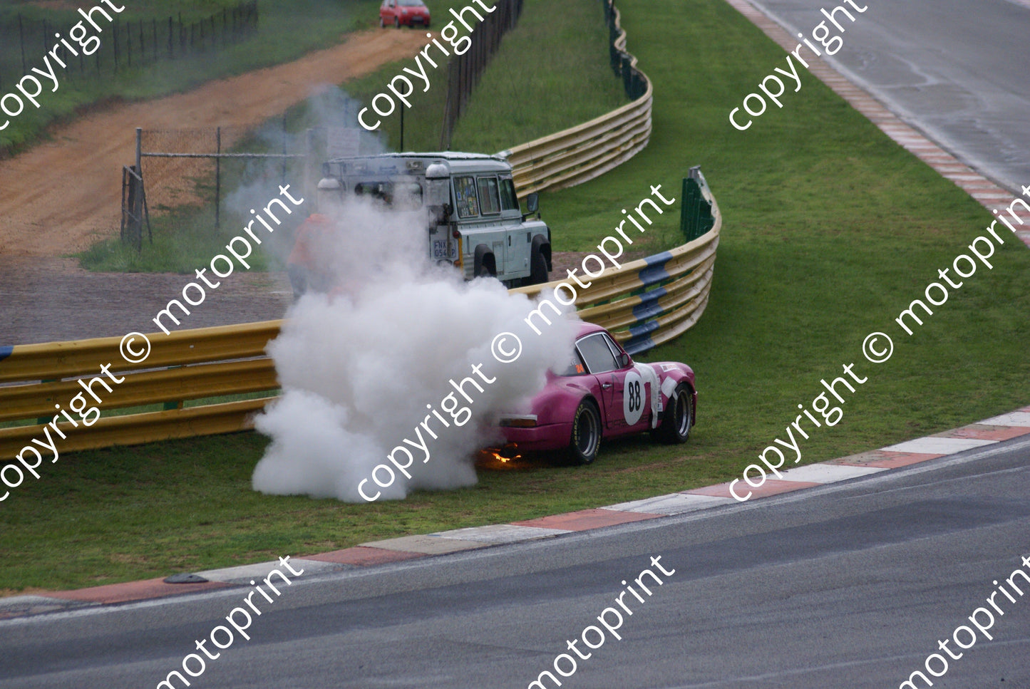 SP Greve Porsche RSR 88 DSC03815 fire race