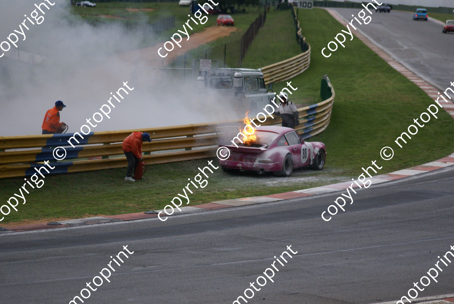 SP Greve Porsche RSR 88 DSC03824 fire race
