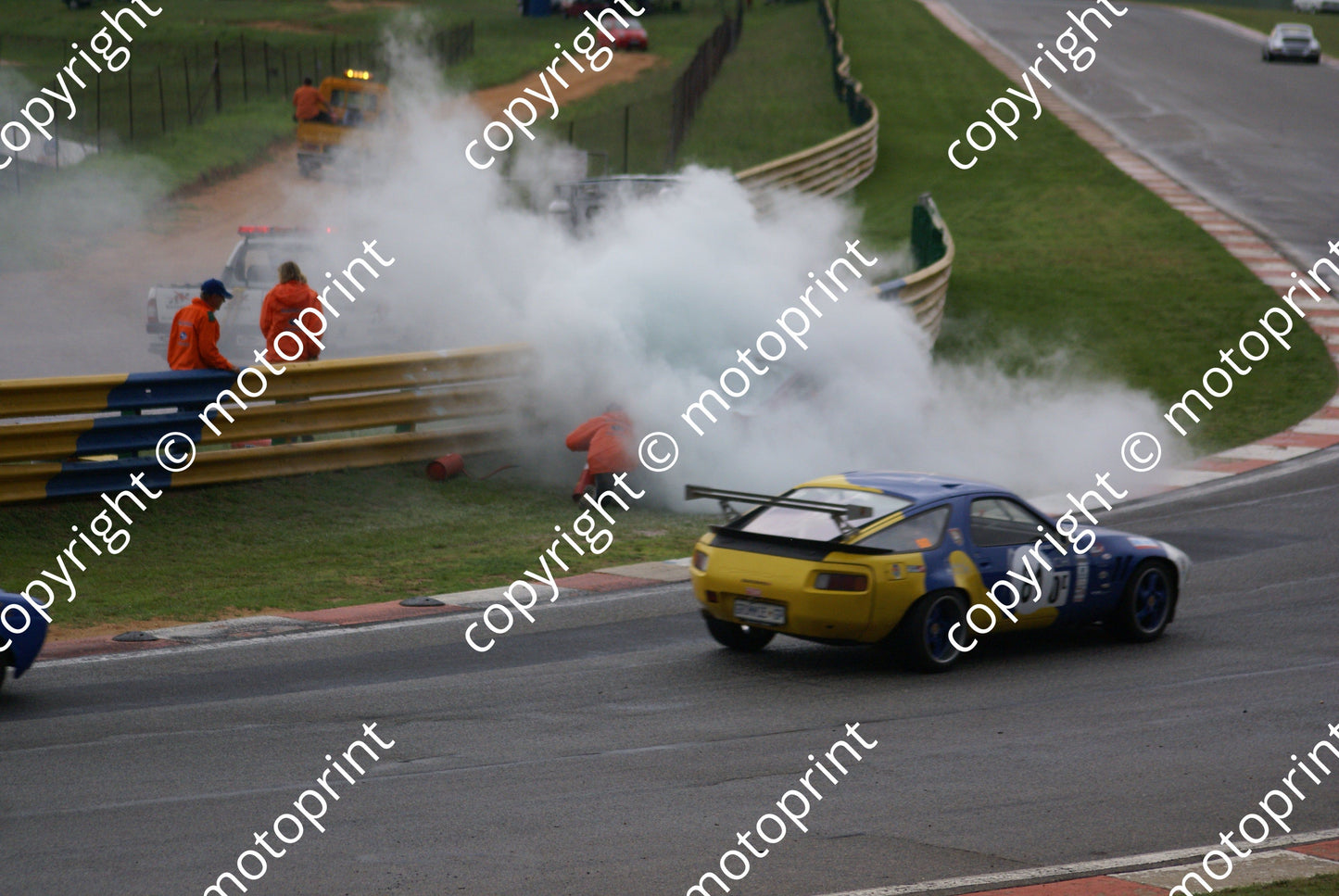 SP Greve Porsche RSR 88 DSC03826 fire race