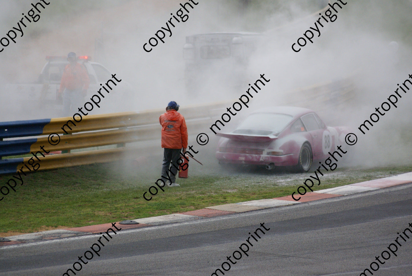 SP Greve Porsche RSR 88 DSC03828 fire race