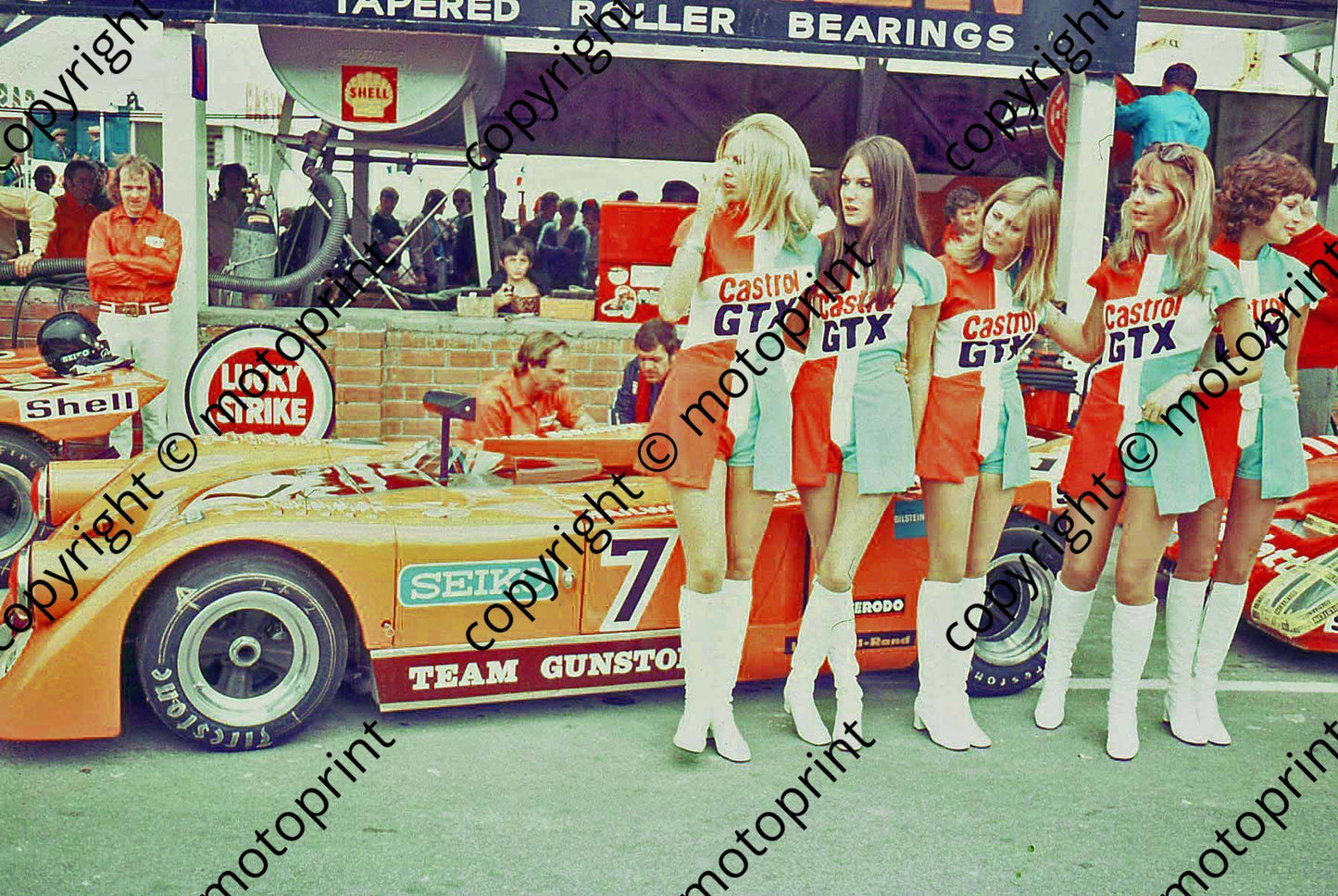SP Gunston Chevron B19 Vega Hailwood Craft_ Pinto Thornton behind (Thanks to Ken Stewart) (25)