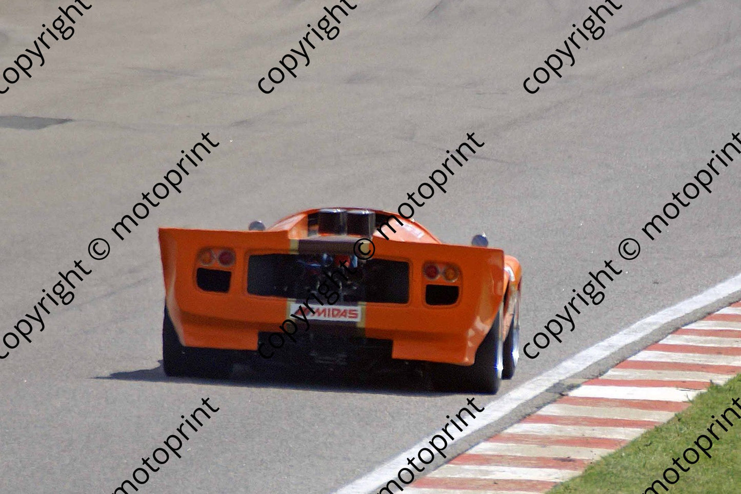 SP Lola T70 1969 9 hr Gunston DSC03572 cropped