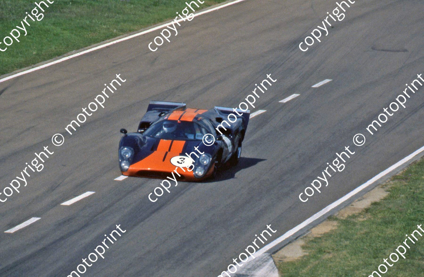 SP Lola T70 Hulme overhead