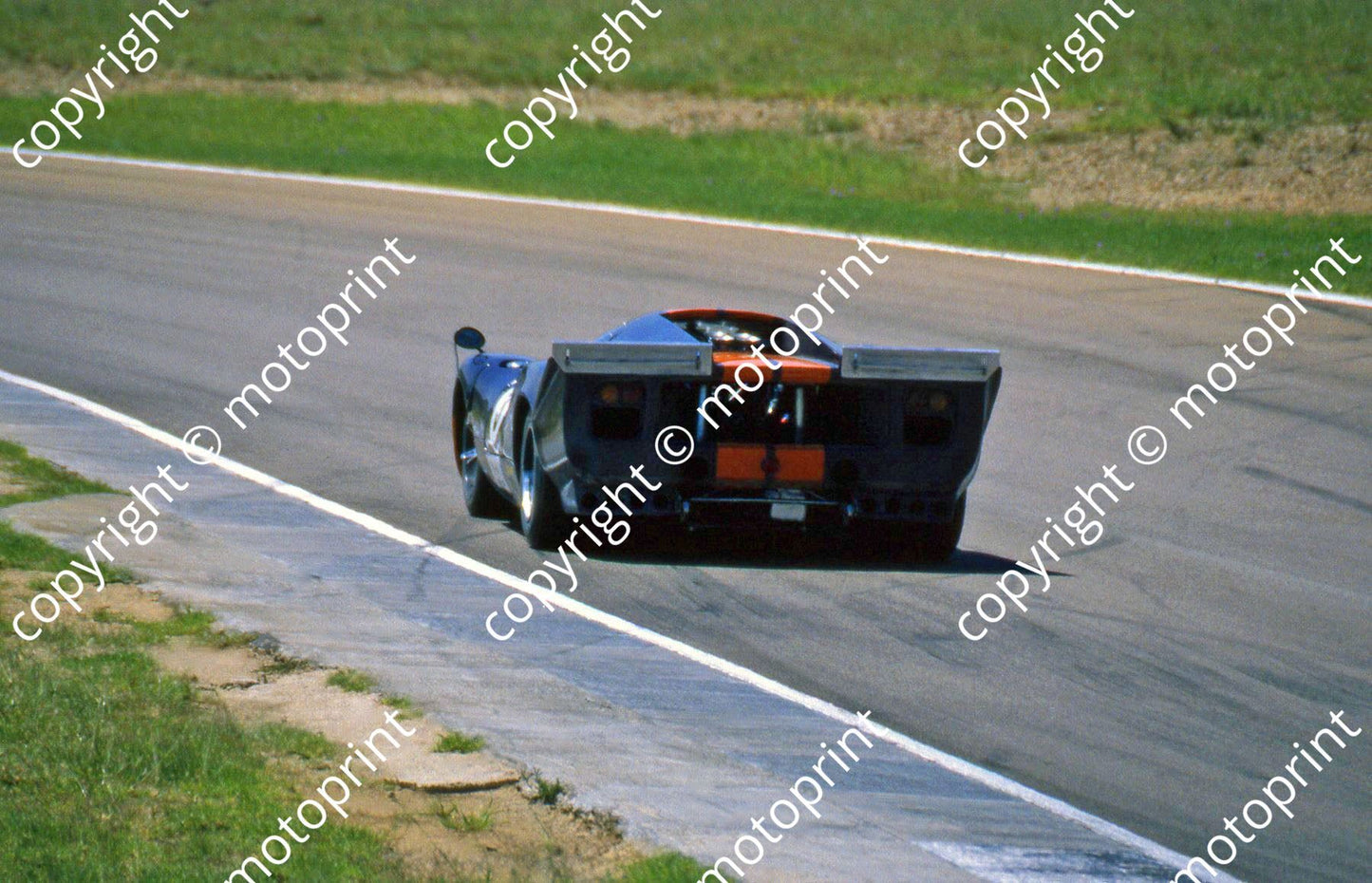 SP Lola T70 Hulme rear view