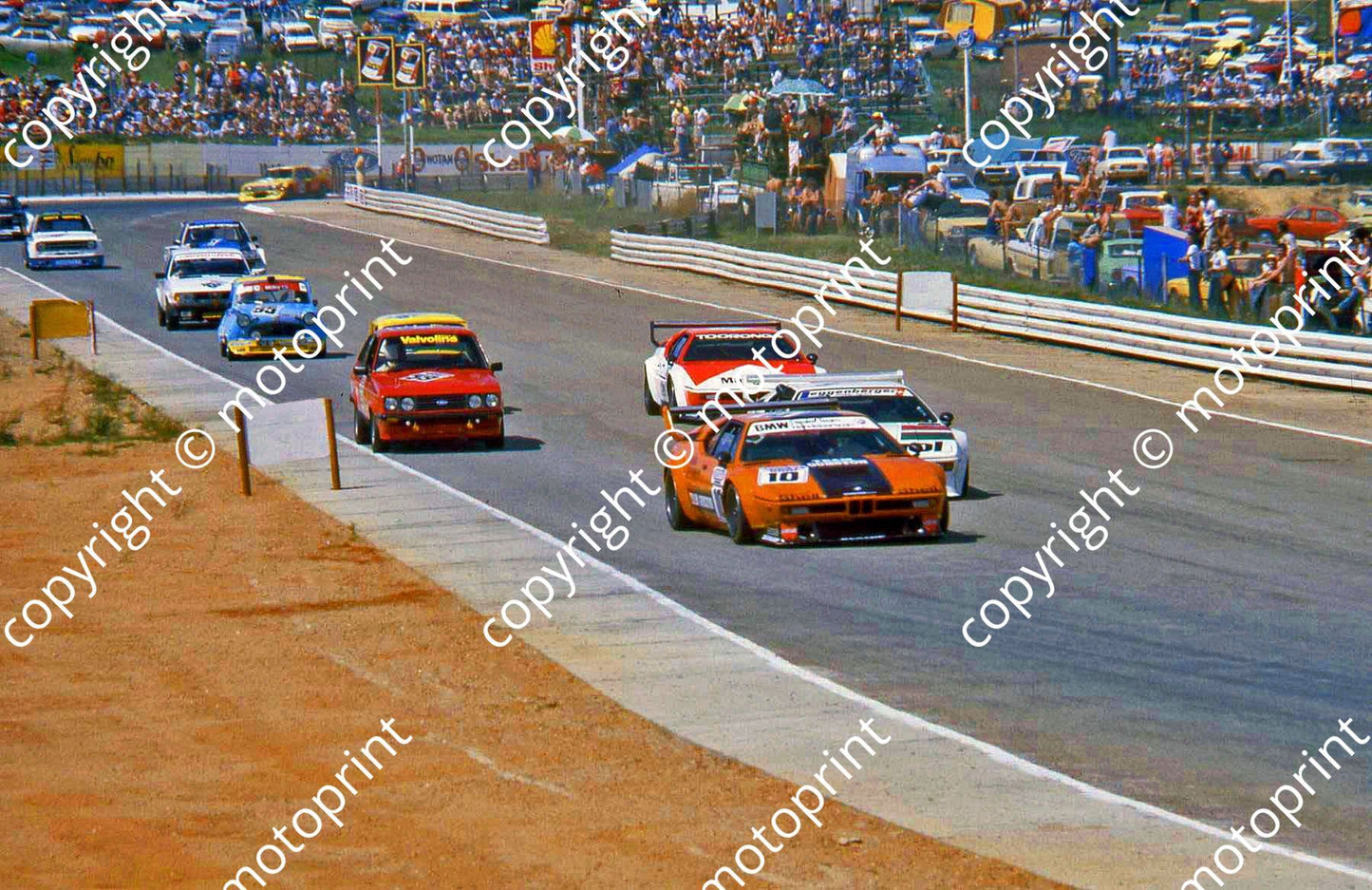 SP Procar BMW M1s lapping midfield