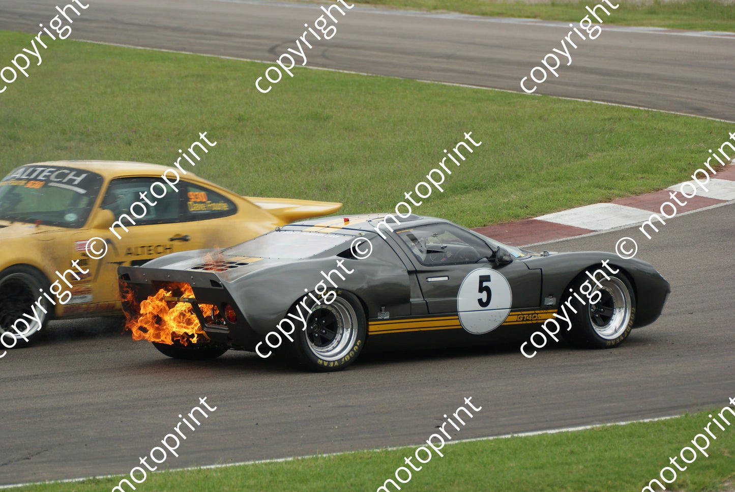SP Repsold GT40 flames race DSC00573 (159)