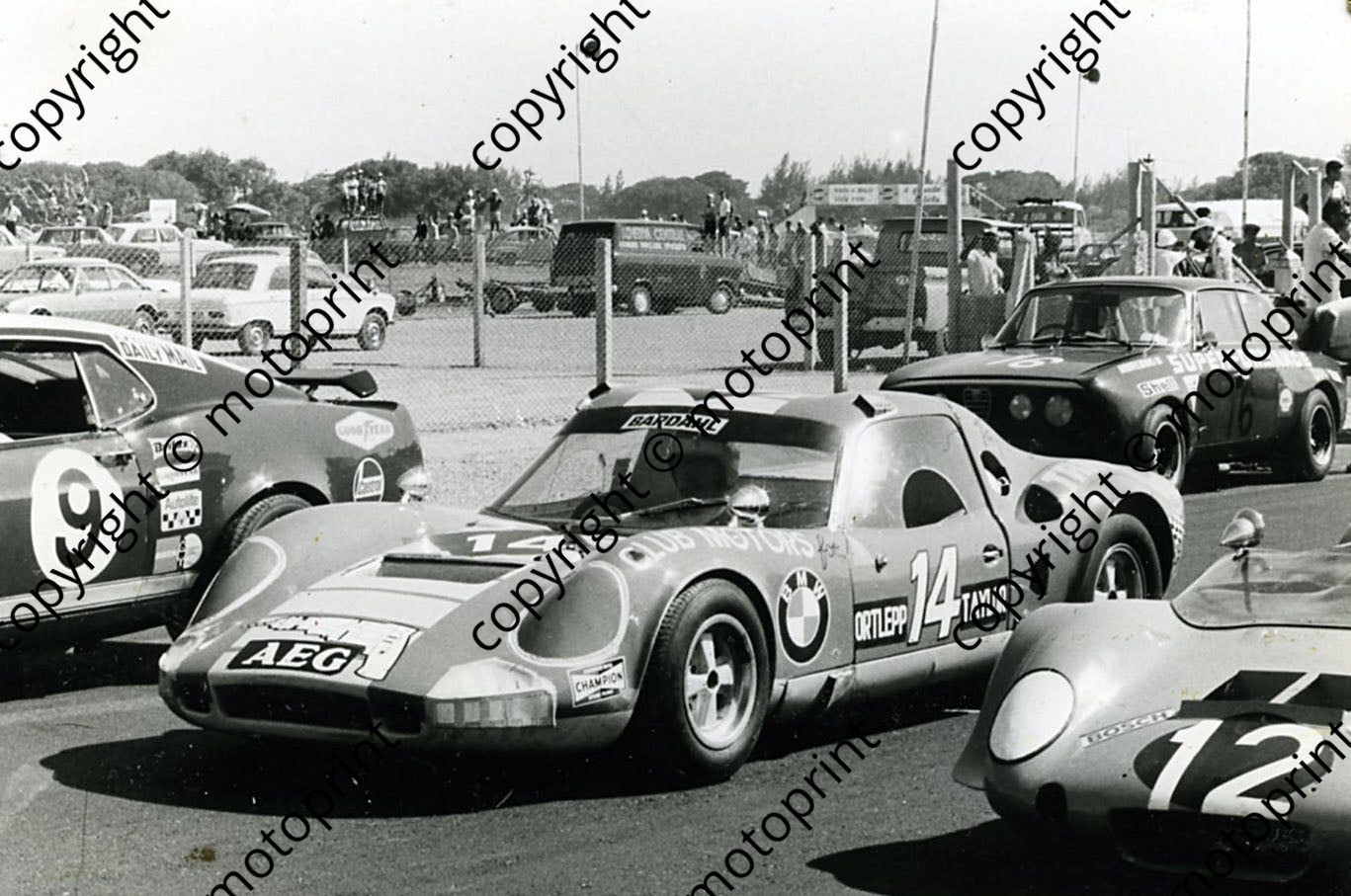 SP Taylor-Ortlepp Chevron B8 LM_ 9 D_Udy Gardner Mustang_ 12 Rowe Ecosse_ 16 Keizan Botha Alfa GTAm LM041