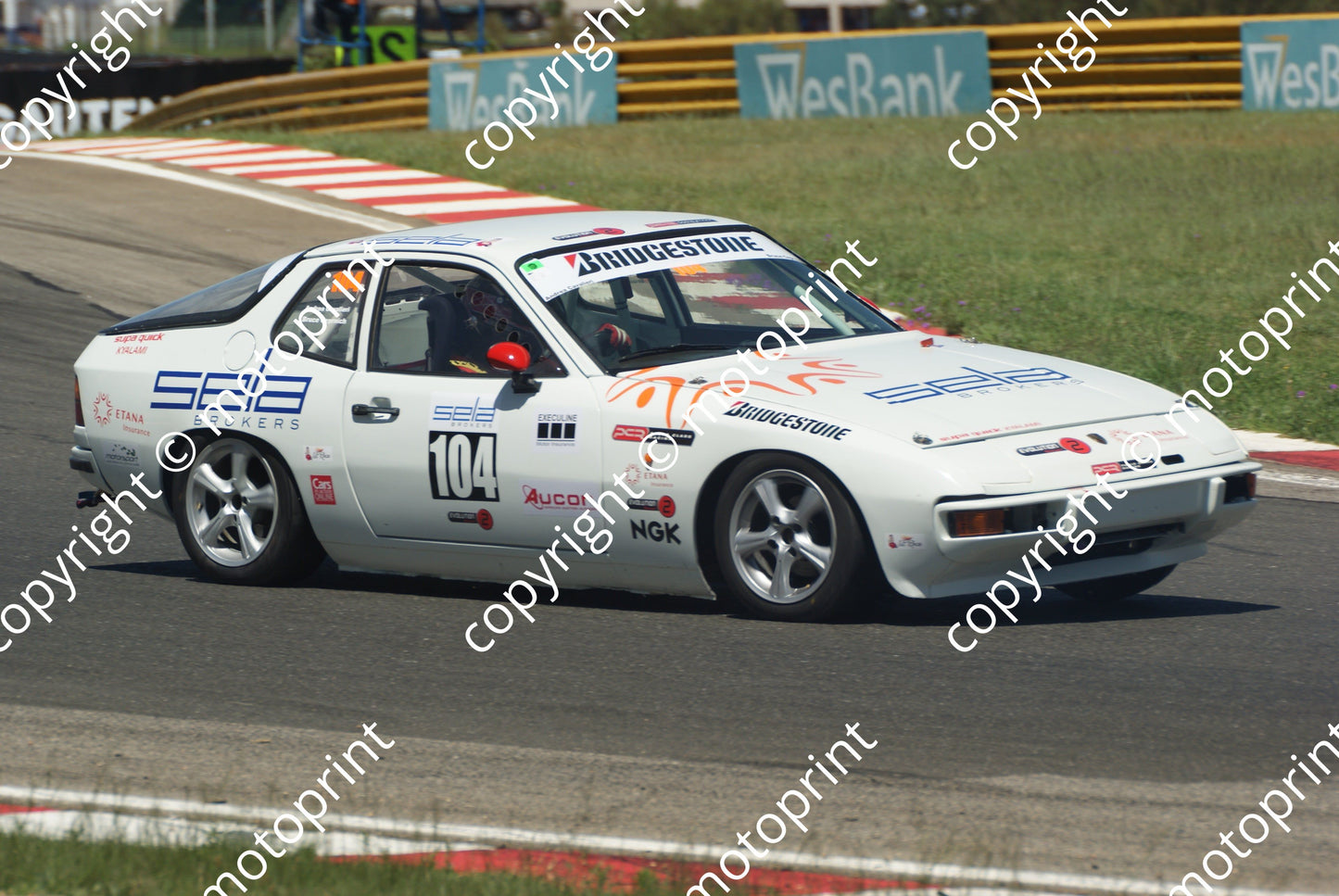 SP 104 Andrea Cavalieri, Bruce Capinich Porsche 924 Execuline 9hr retro (24)