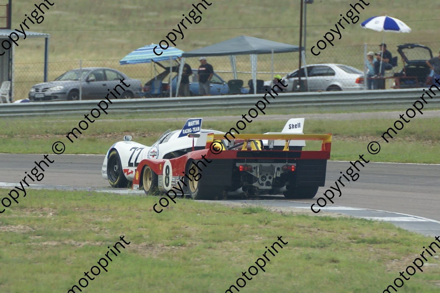 SP Dalais Porsche 917 hanging in, Laidlaw Ferrari 312 31-1 DSC05989