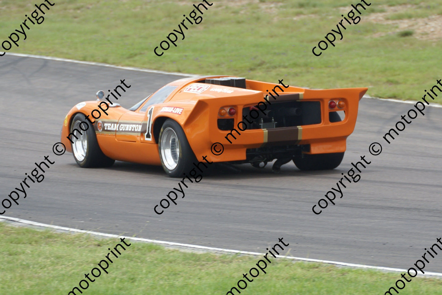 SP Dick Lola T70 31-1 DSC06037