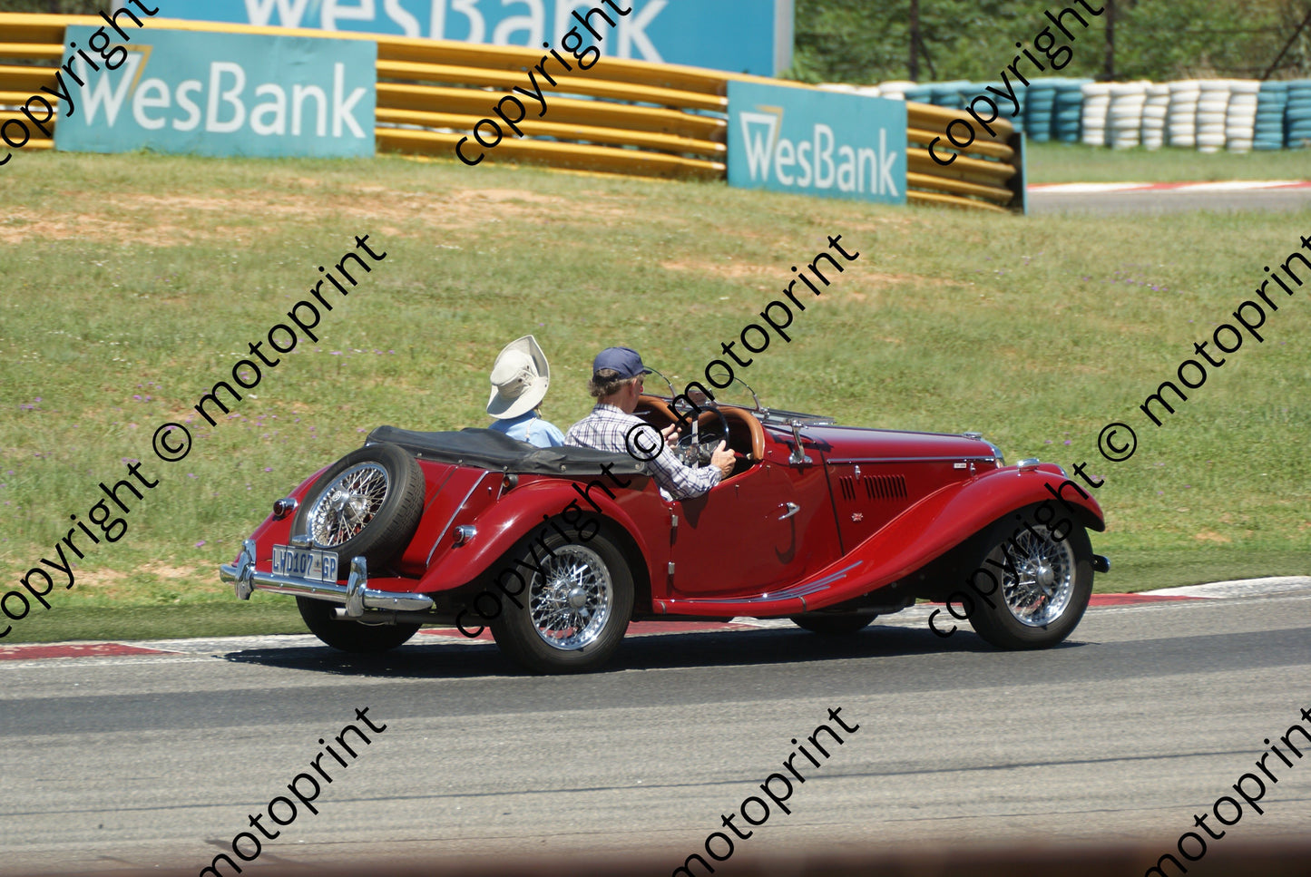 SP MG parade Execuline 9hr retro (10)