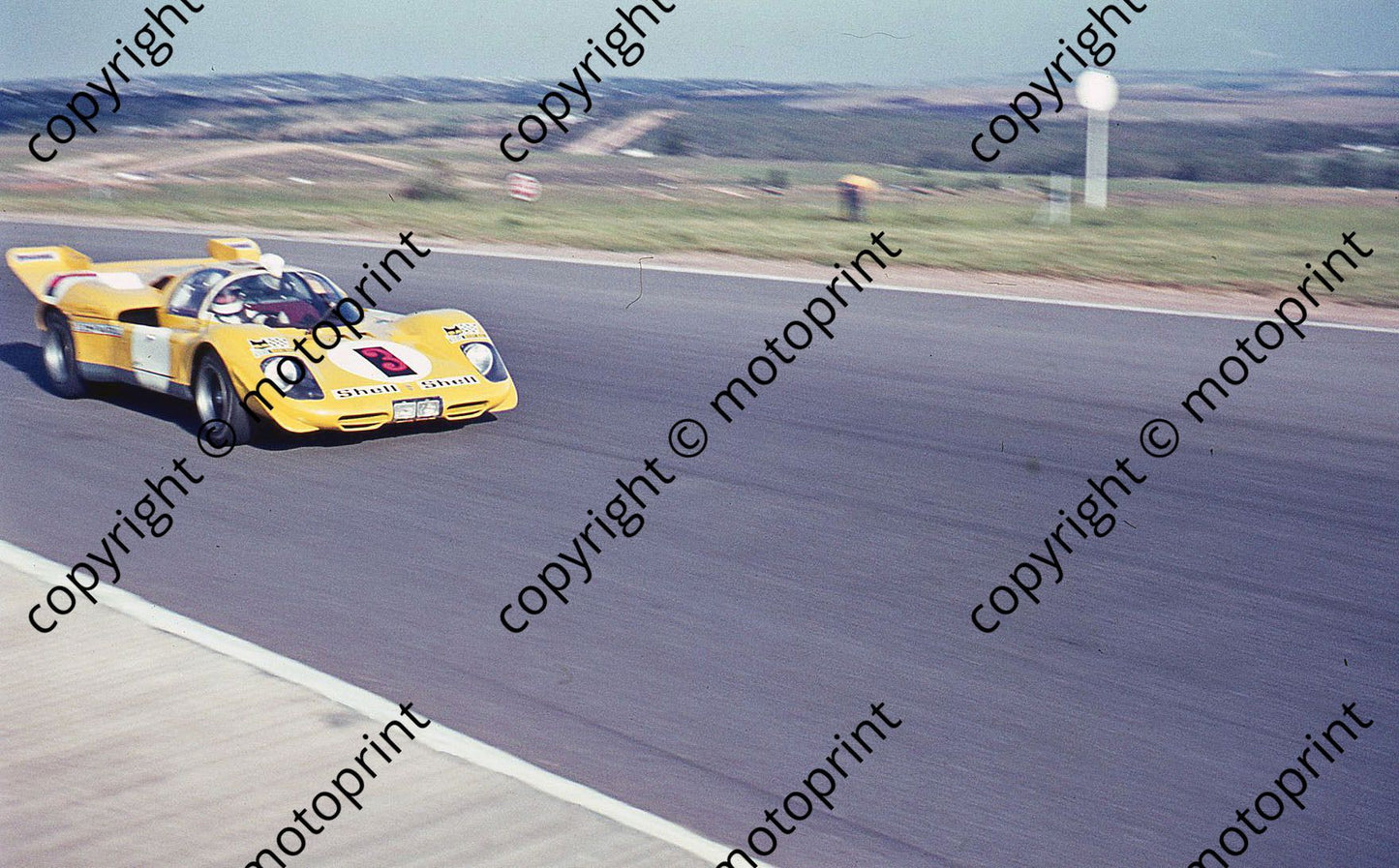 SP (thanks Stuart Falconer) a 206 1970 9hr Ferrari 512 Bell De Fierlandt Sunset cnr