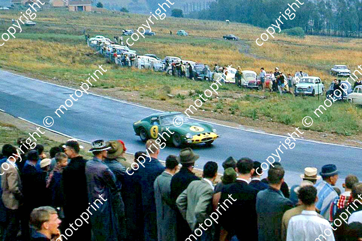 SP (thanks Stuart Falconer)a 032 1962 9hr; Ferrari 250 GTO Piper Johnstone big crop