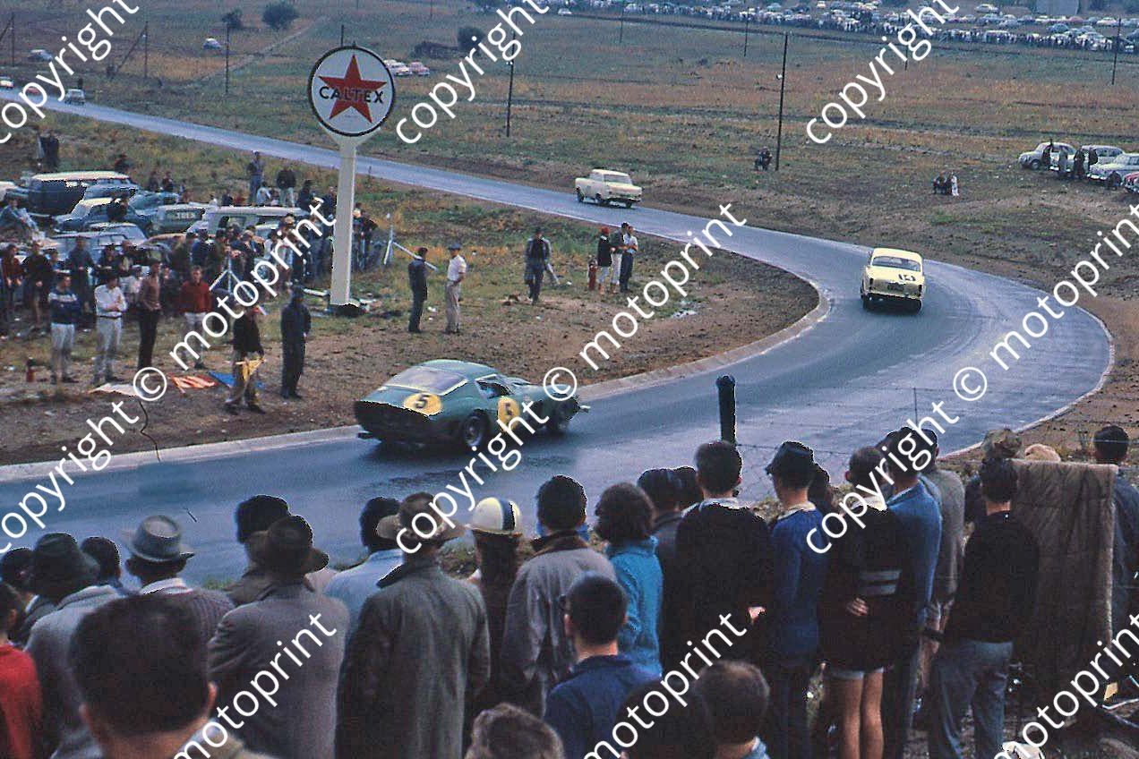 SP (thanks Stuart Falconer) a 033 1962 9 hr; Ferrari 250GTO Piper Johnstone; Volvo 122S Markham B Van Rooyen cropped