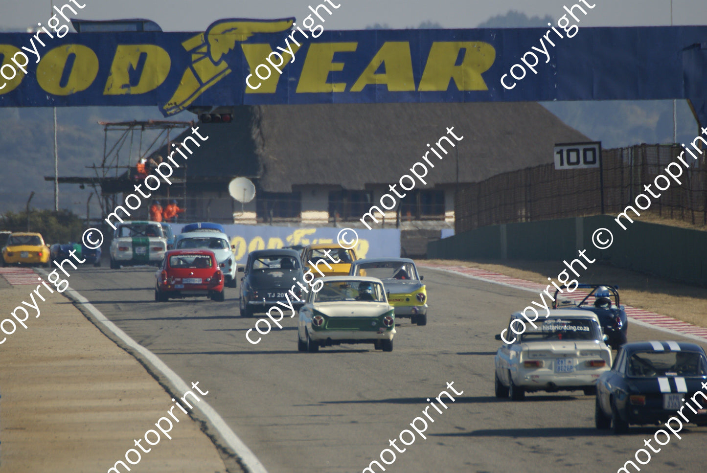 SP rear view lap 1 11 July DSC00780