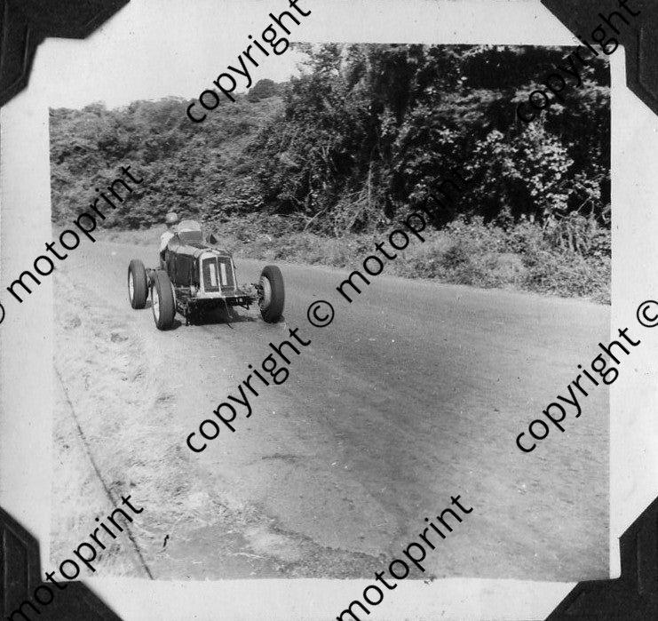 SS 1960 Oct Burman Drive hillclimb G Henderson ERA 047 - Copy