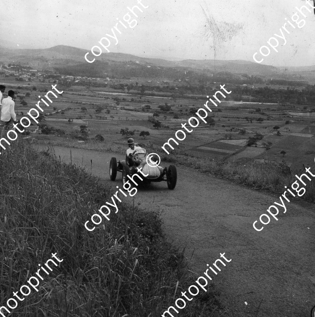 SS 1960 Scott Road hillclimb Ian Young Mitchmobile 040