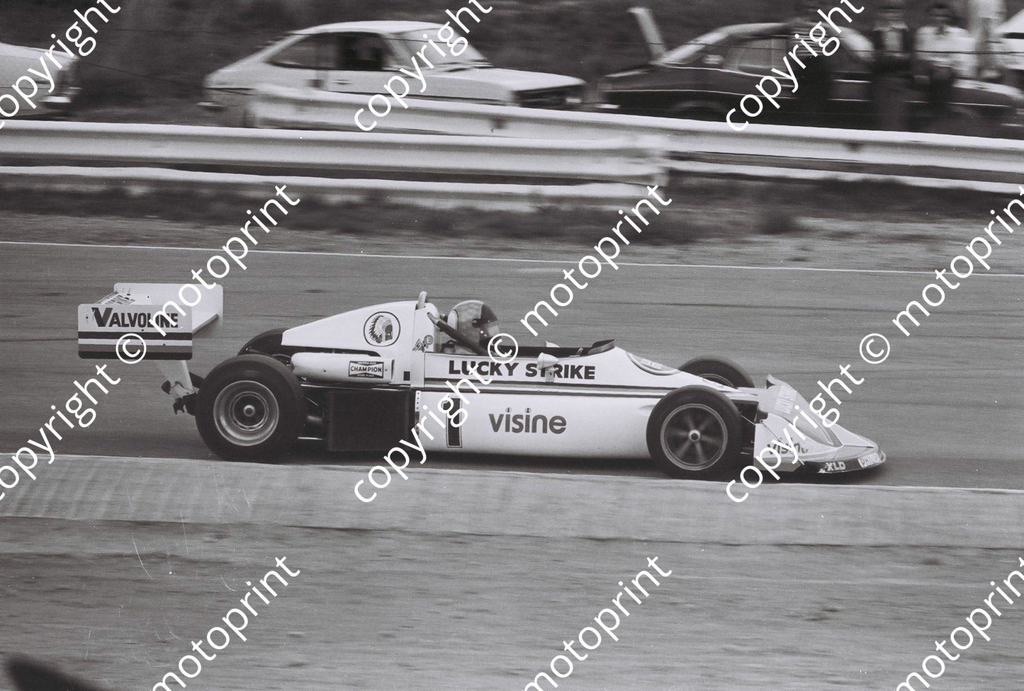SS 1976 Kyalami Charlton FA March 76 182)