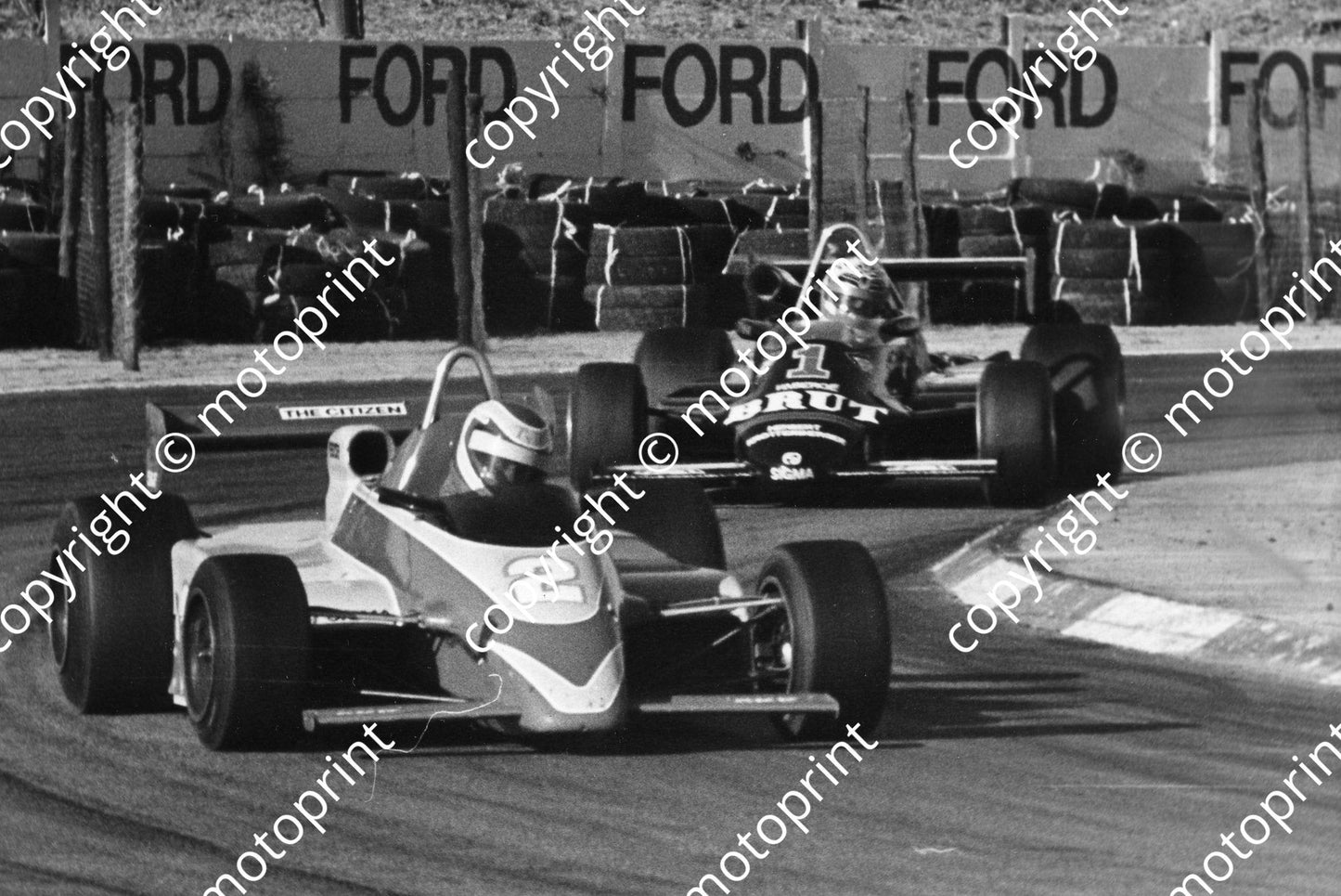 SS 1983 Kyalami T van Rooyen Maurer, Duxbury March 832 (2)