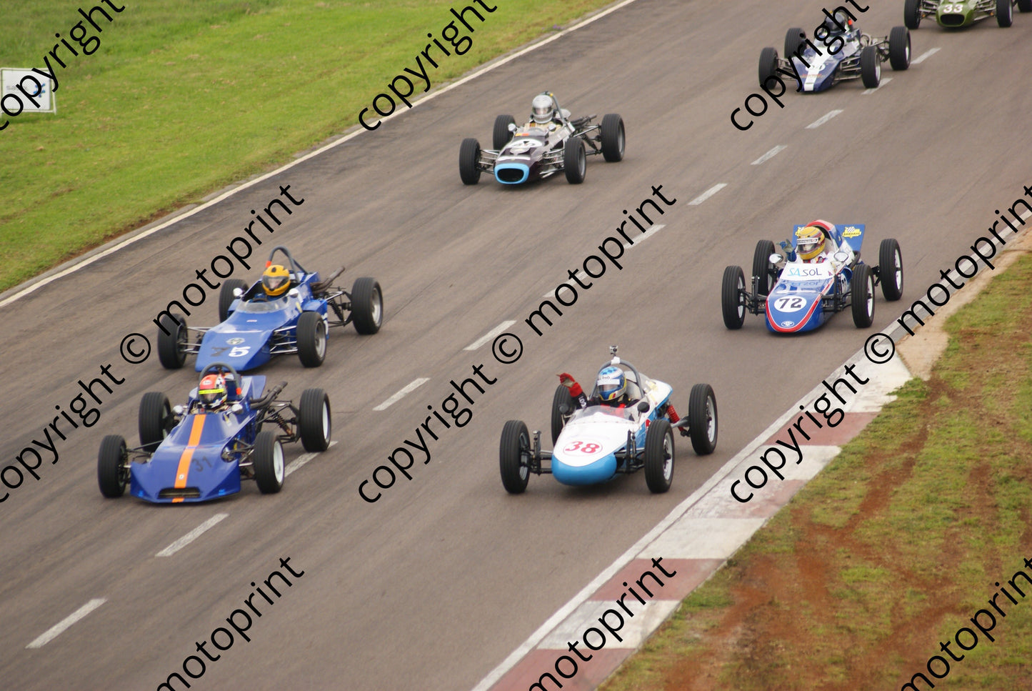 SS 31 Irving, 75 Crook, 38 A Kernick, 72 P Kernick, 40 Mussa(339)