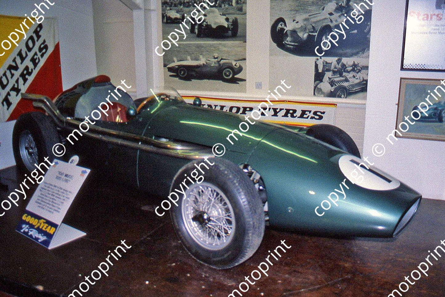 SS Aston Martin DBR4