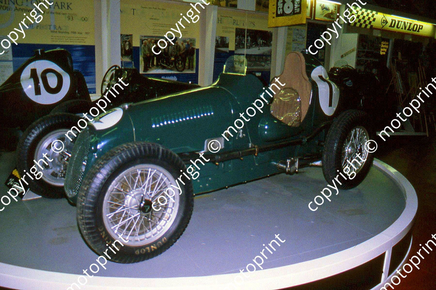 SS Austin 750 sc 2